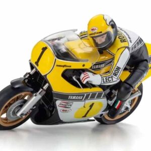 Moto Hanging On Racer Yamaha YZR500 1978 1:8 Kit  KM34936B