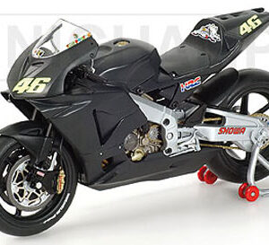 Honda RC211V Valentino Rossi Pre-Season Testbike 2002  #122 027946